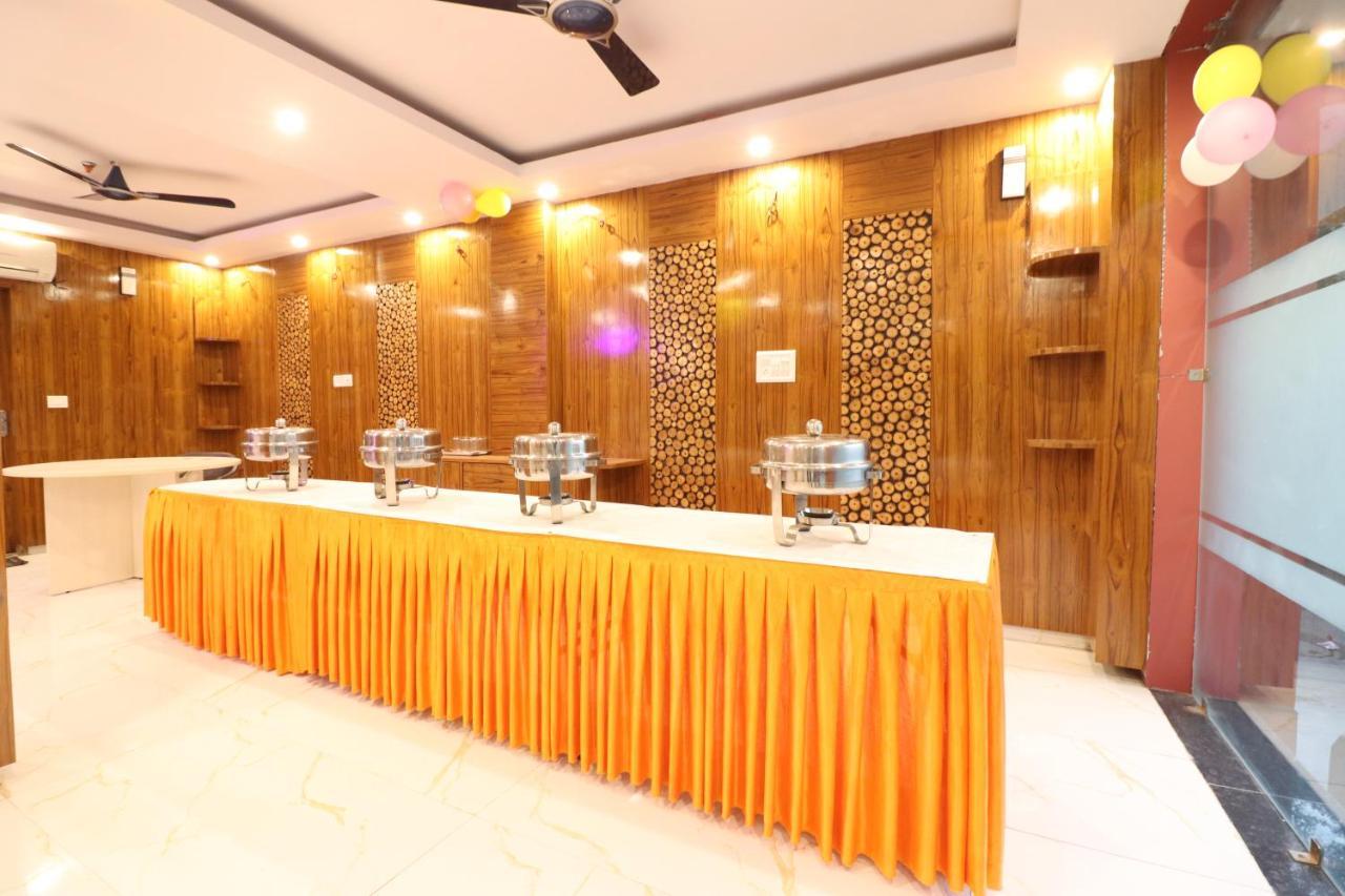 Hotel Hari International - Noida Sector 11 Luaran gambar