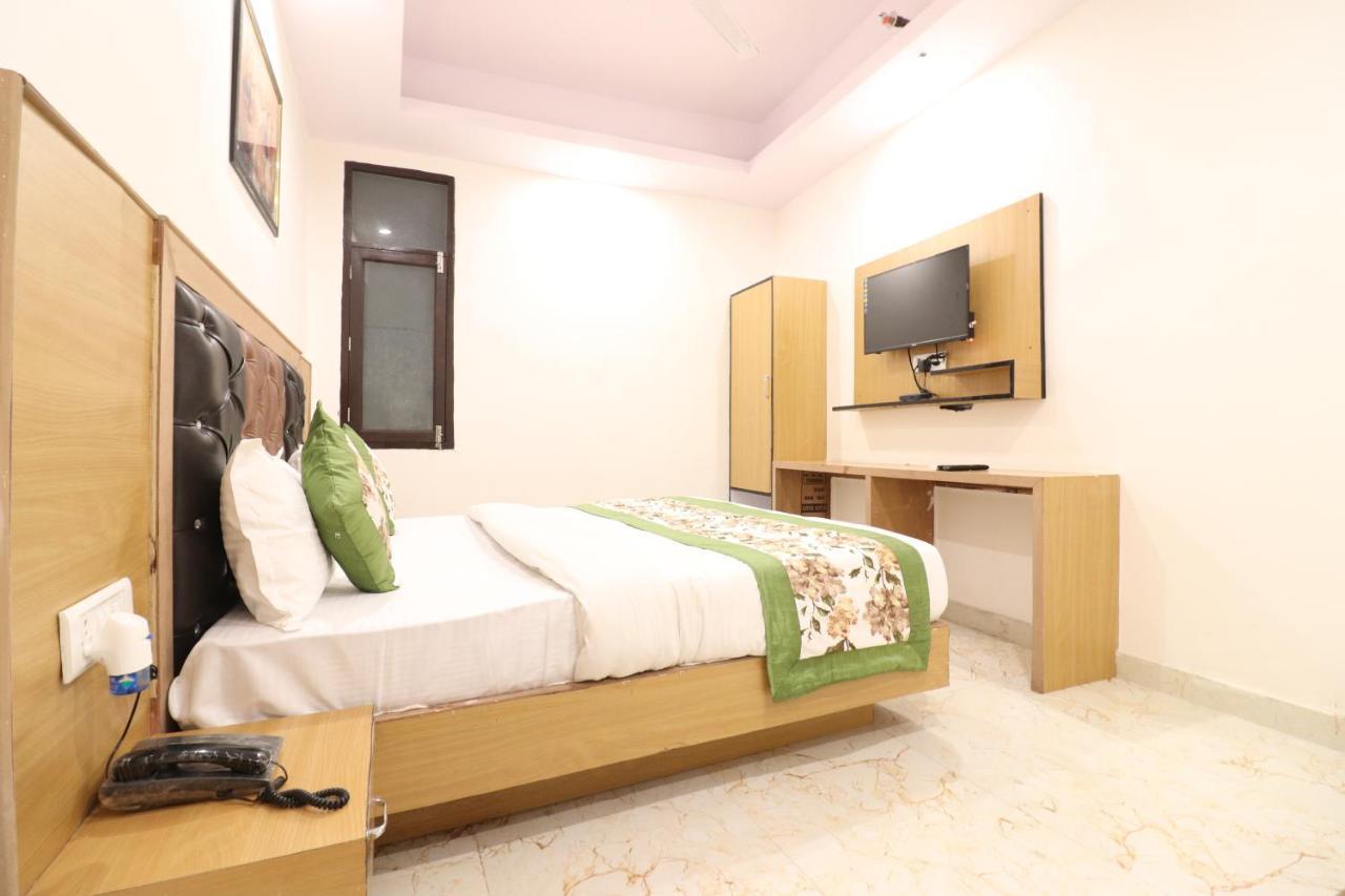 Hotel Hari International - Noida Sector 11 Luaran gambar
