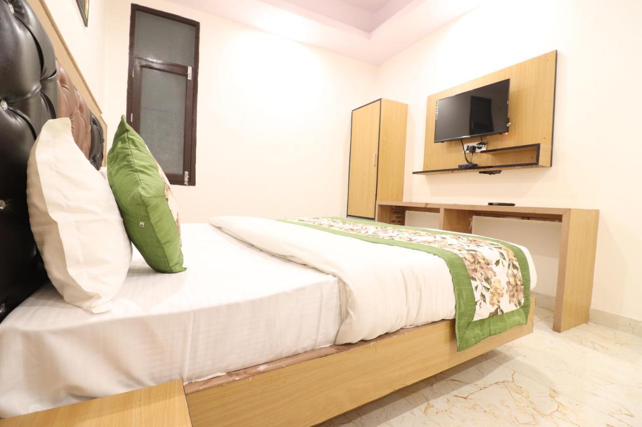 Hotel Hari International - Noida Sector 11 Luaran gambar