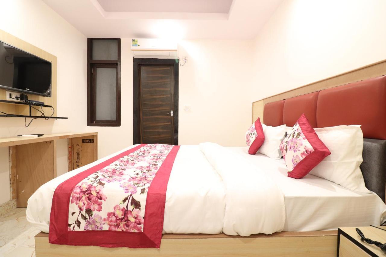 Hotel Hari International - Noida Sector 11 Luaran gambar