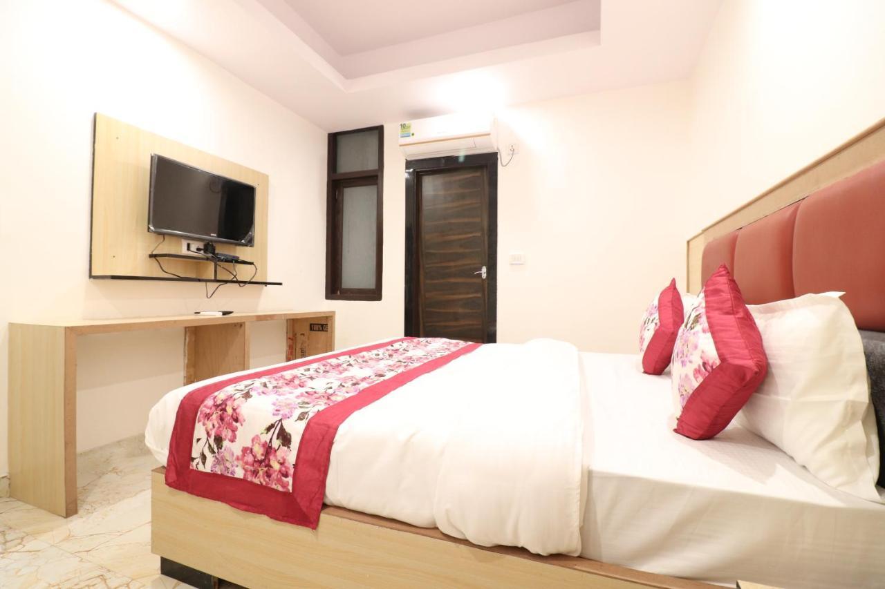 Hotel Hari International - Noida Sector 11 Luaran gambar