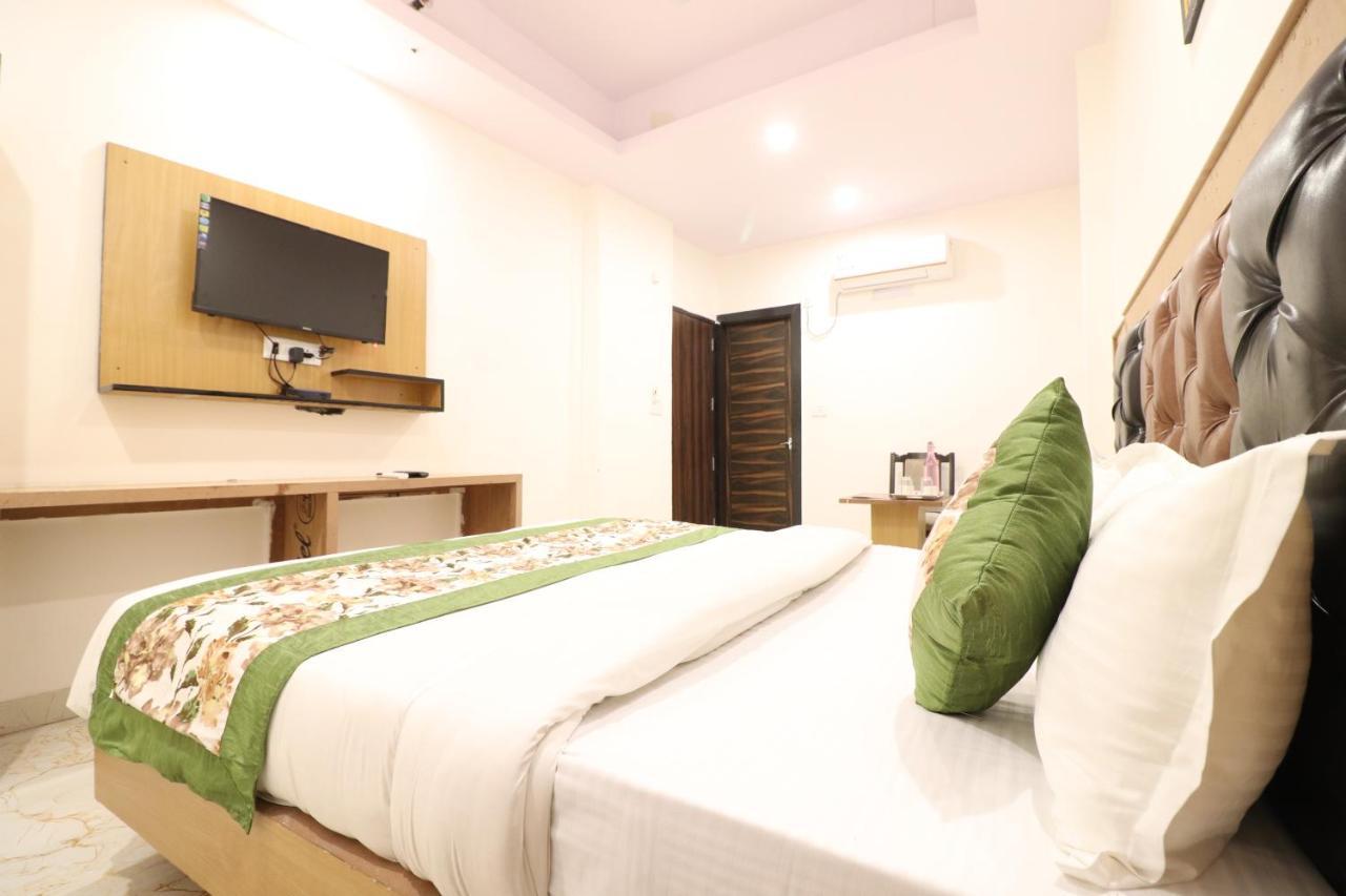 Hotel Hari International - Noida Sector 11 Luaran gambar