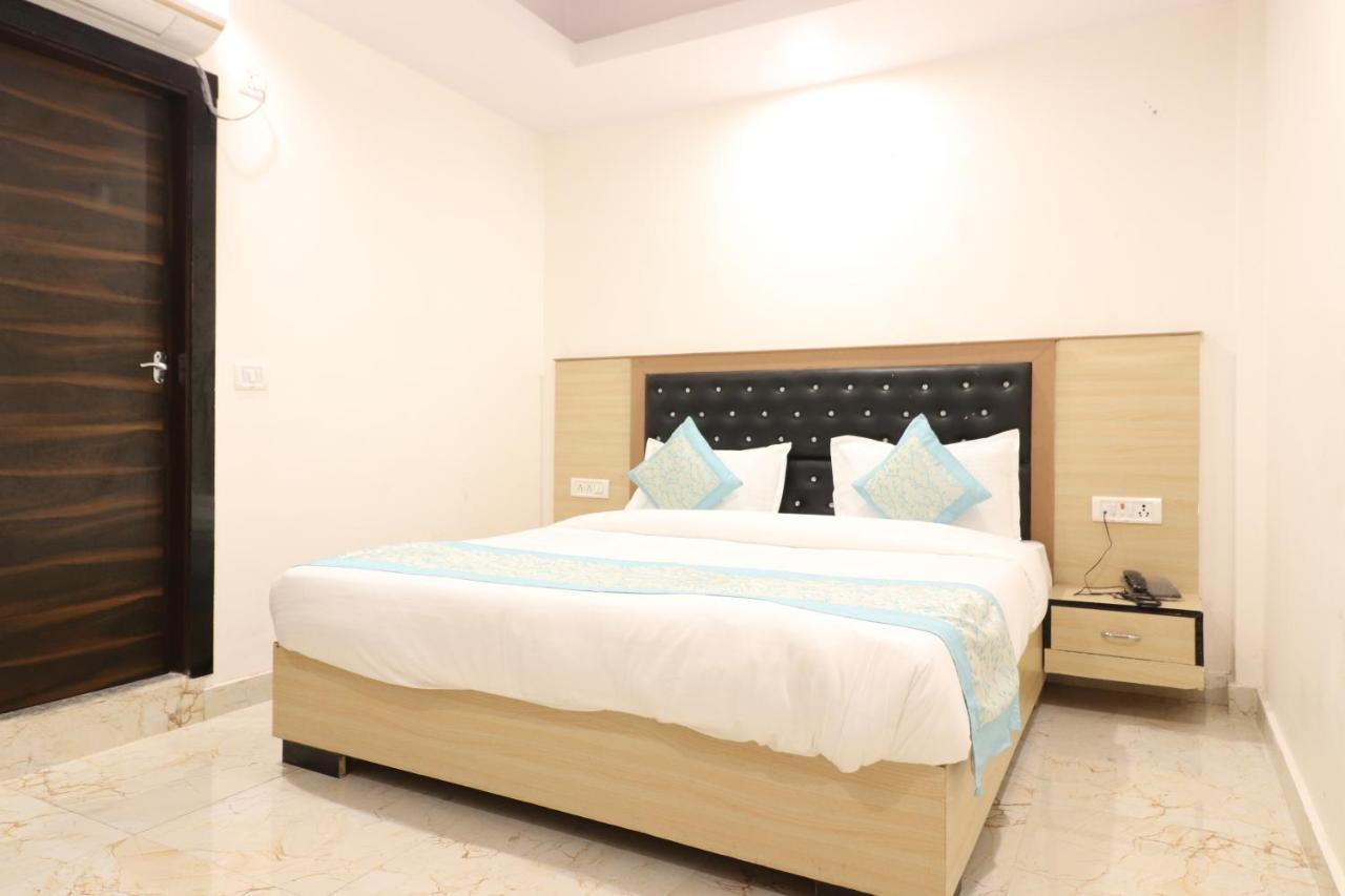 Hotel Hari International - Noida Sector 11 Luaran gambar