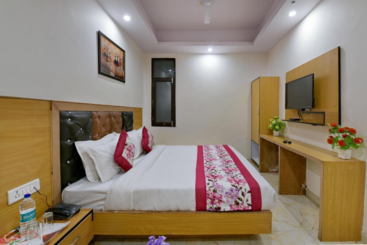 Hotel Hari International - Noida Sector 11 Luaran gambar