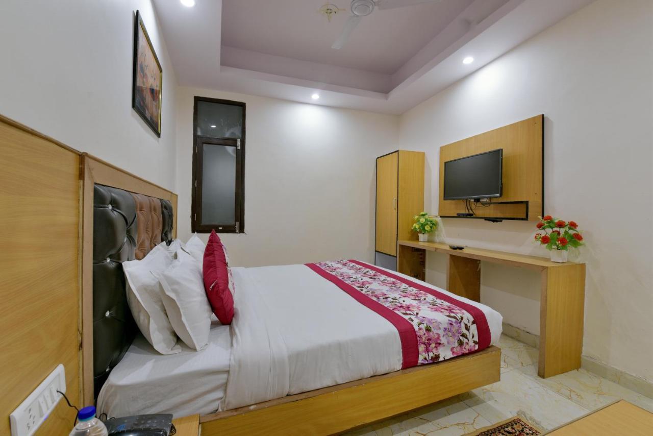 Hotel Hari International - Noida Sector 11 Luaran gambar