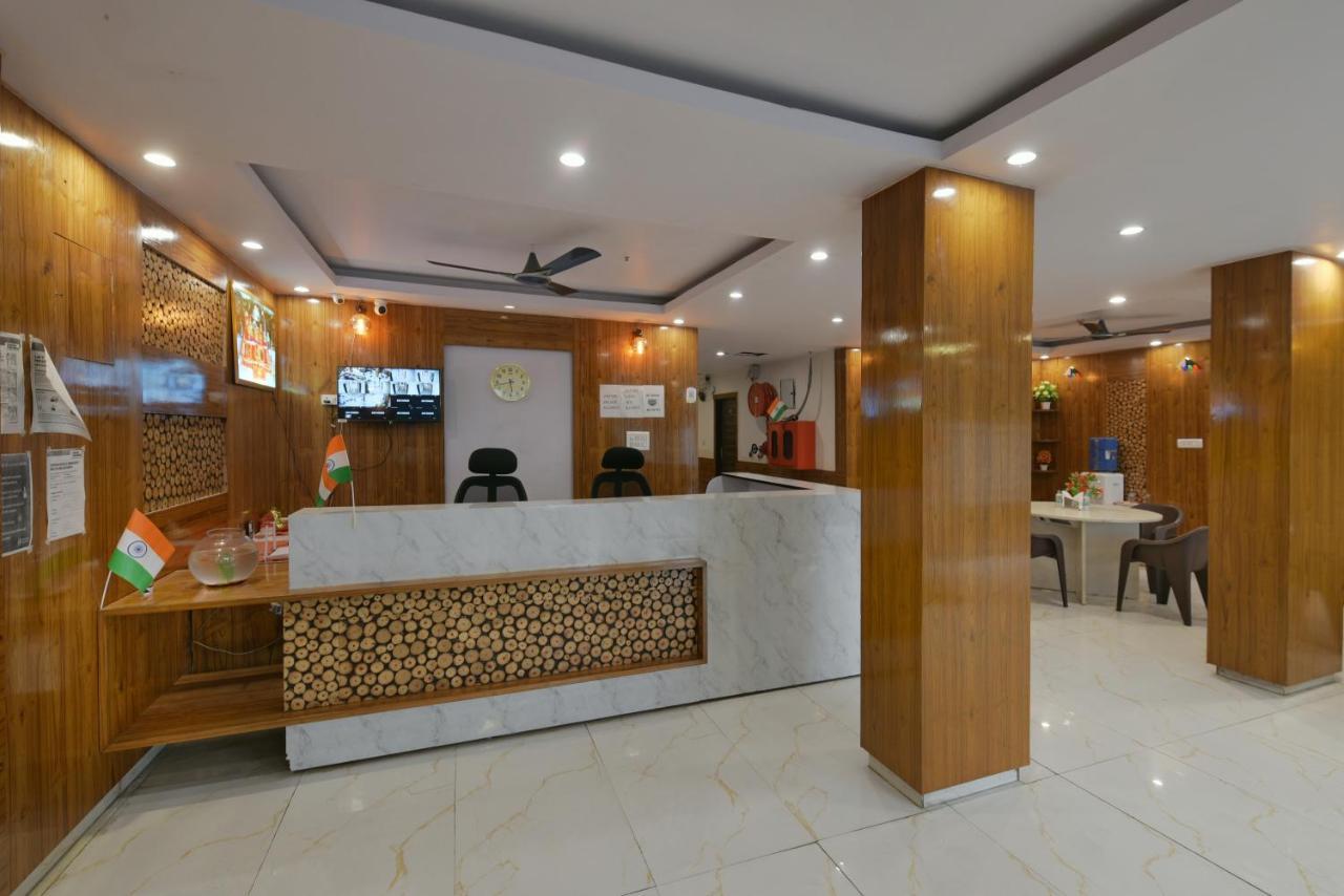Hotel Hari International - Noida Sector 11 Luaran gambar