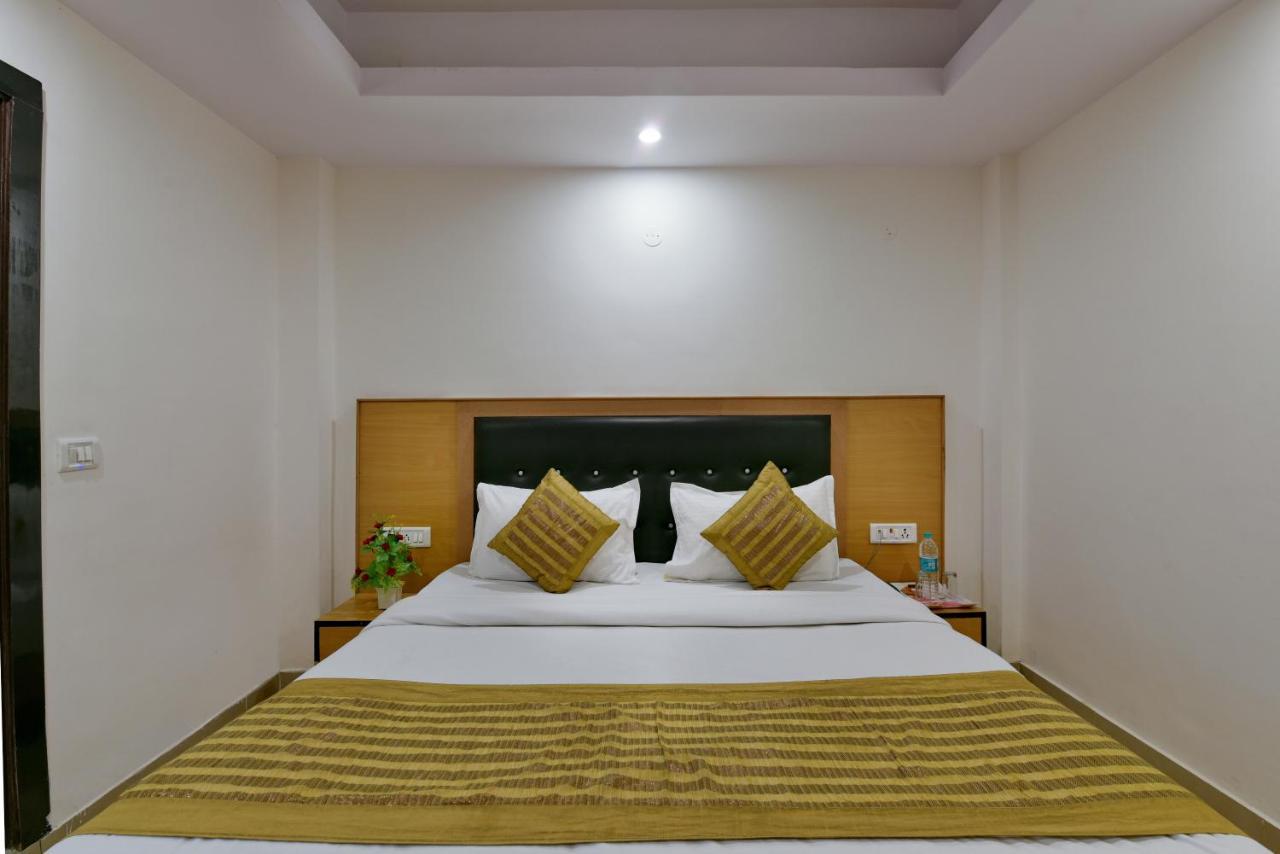 Hotel Hari International - Noida Sector 11 Luaran gambar