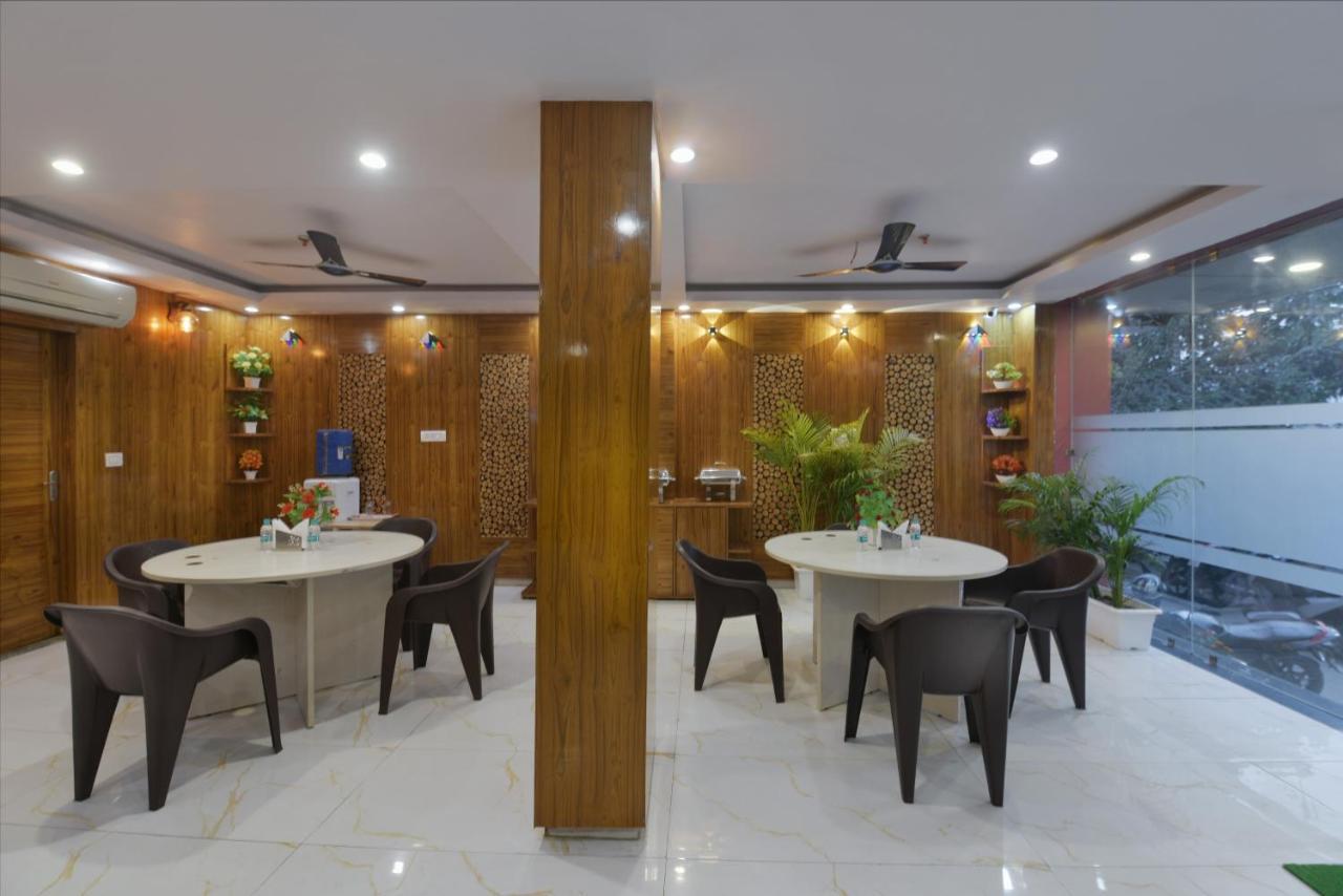 Hotel Hari International - Noida Sector 11 Luaran gambar